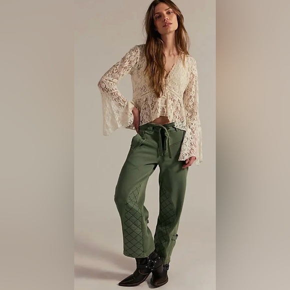 We The Free Pants - NWT Free People 2 We the Free Safari Sun Cropped Pants in Keepsake Clover Green